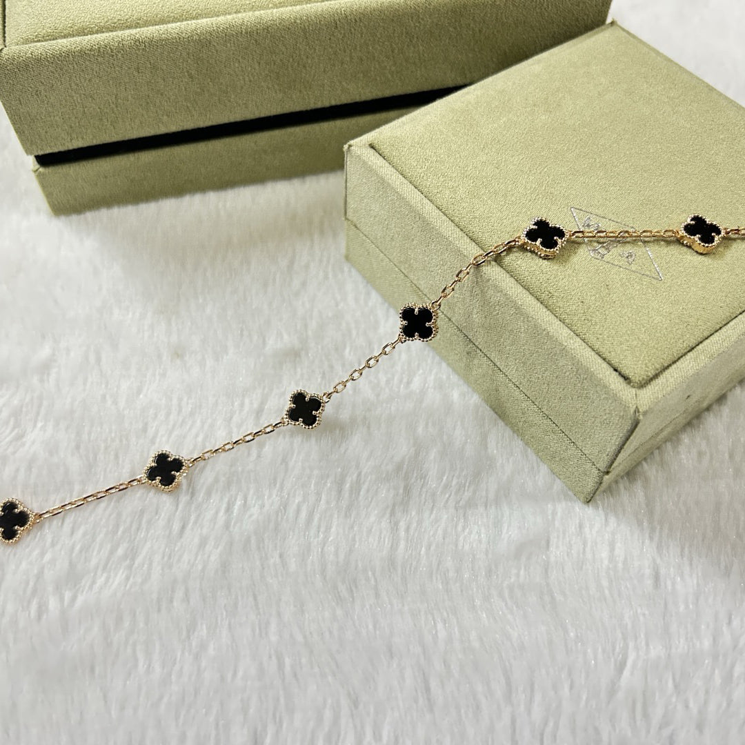 [Limara]CLOVER 6 MOTIF  ONYXS BRACELET