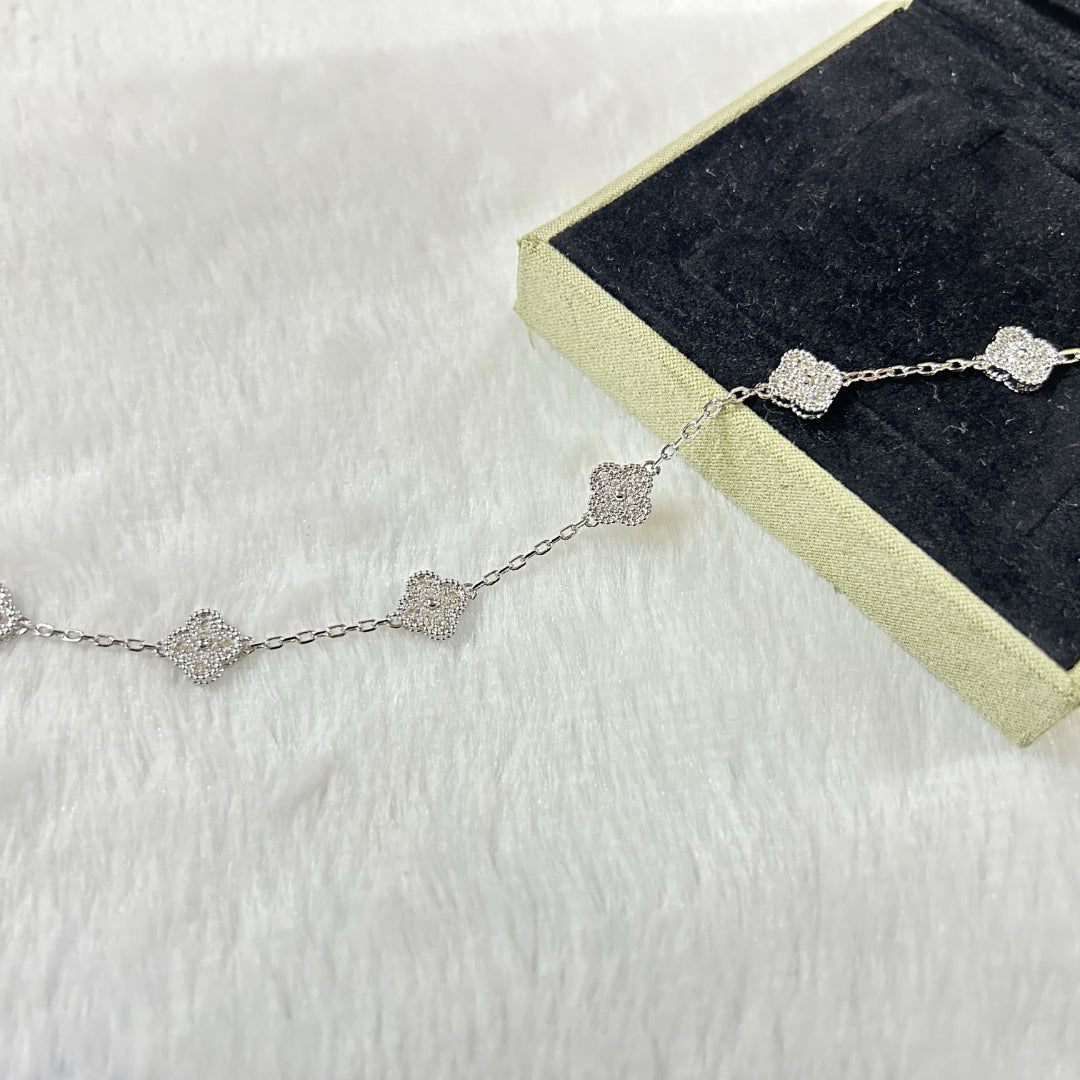 [Limara]CLOVER 6 MOTIF DIAMOND BRACELET