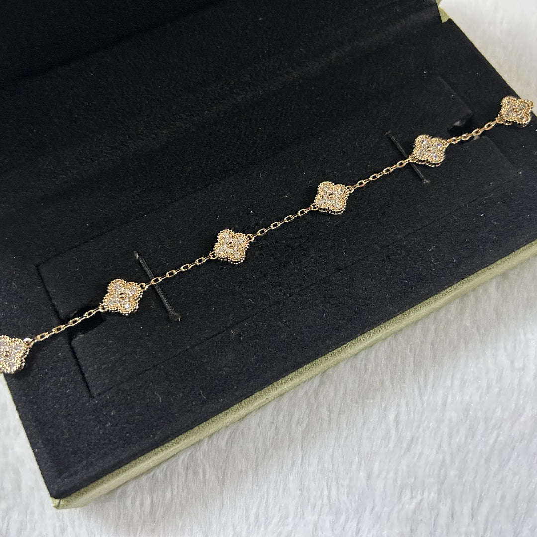 [Limara]CLOVER 6 MOTIF DIAMOND BRACELET