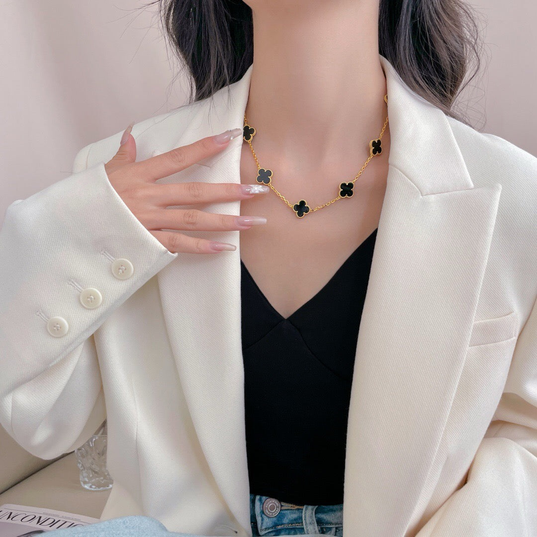 [Limara] CLOVER 10 MOTIFS ONYX NECKLACE
