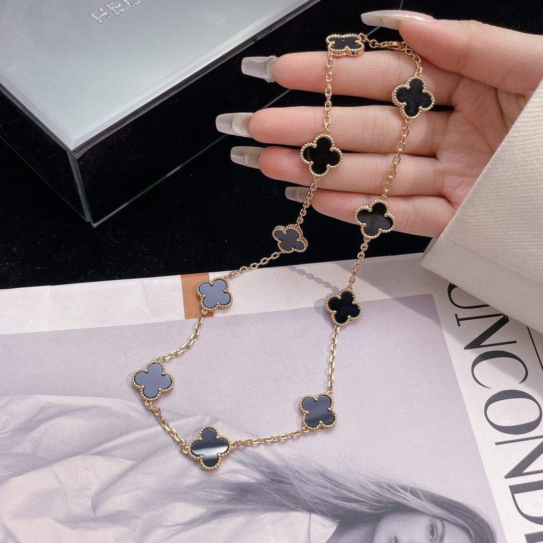 [Limara] CLOVER 10 MOTIFS ONYX NECKLACE