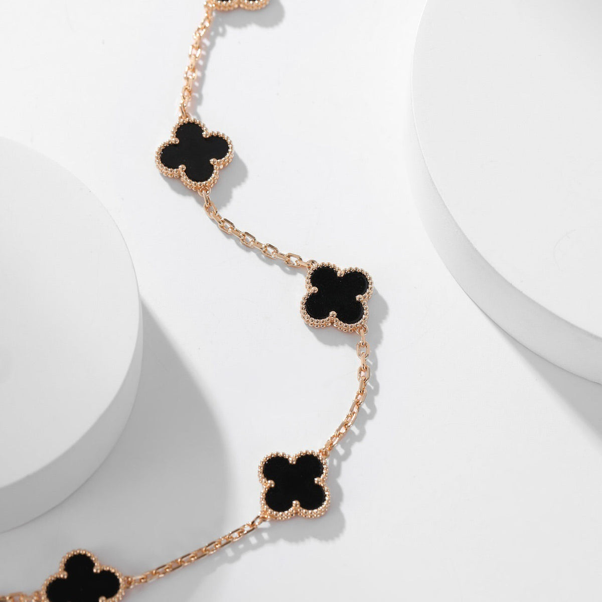 [Limara] CLOVER 10 MOTIFS ONYX NECKLACE