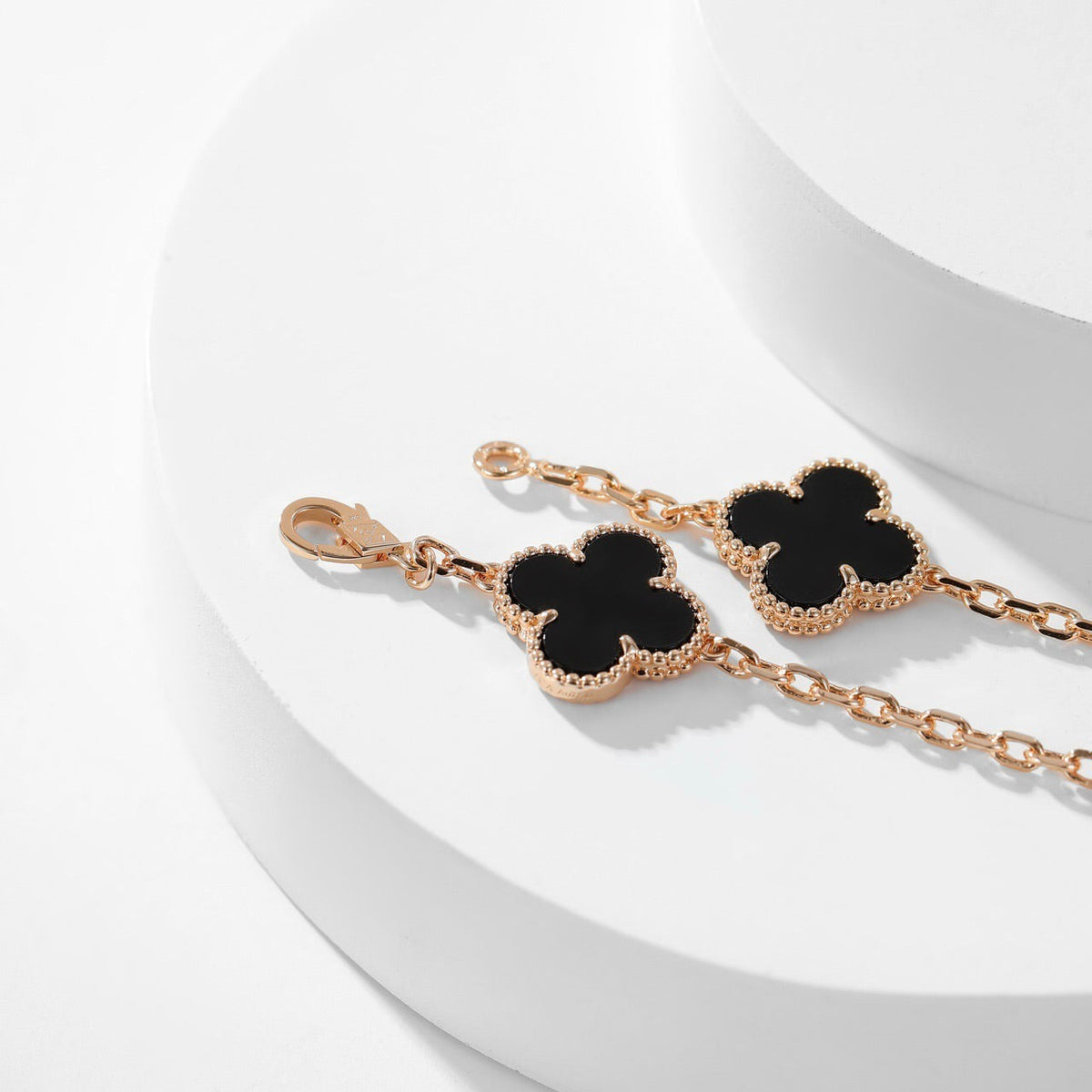 [Limara] CLOVER 10 MOTIFS ONYX NECKLACE