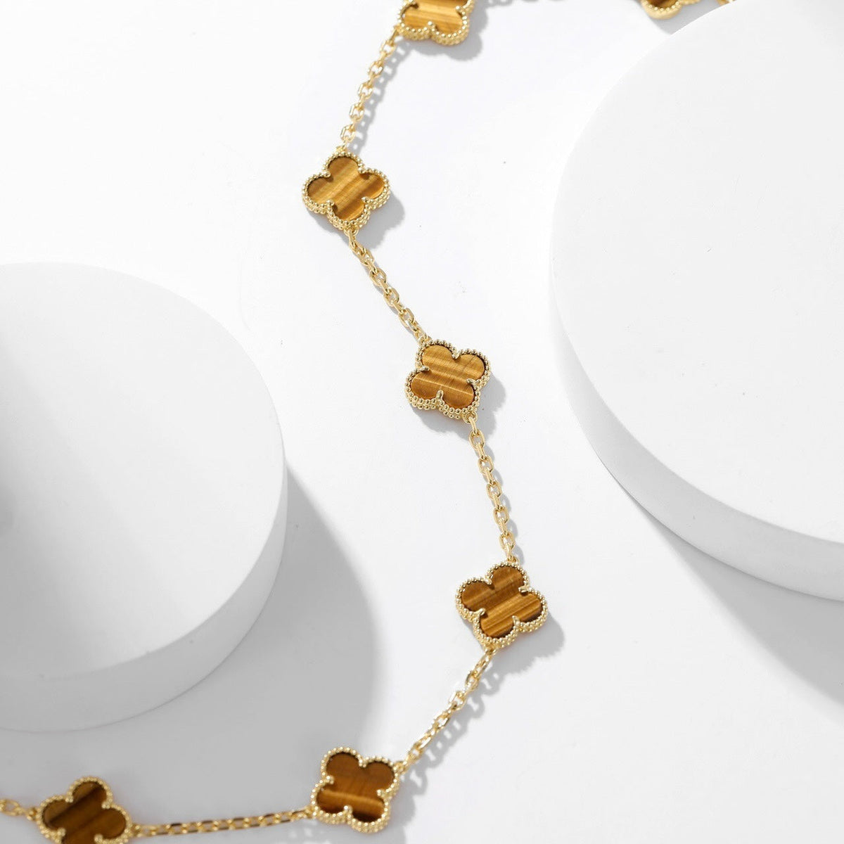 [Limara] CLOVER 10 MOTIFS TIGER EYE NECKLACE