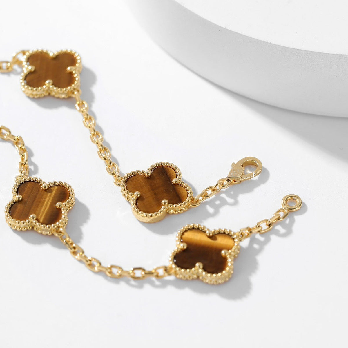 [Limara] CLOVER 10 MOTIFS TIGER EYE NECKLACE
