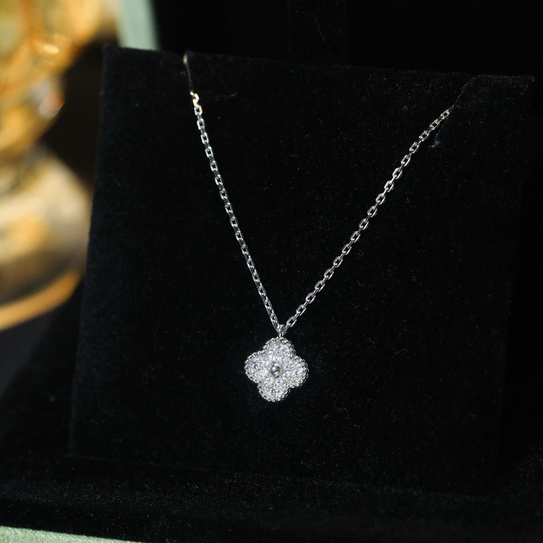 [Limara]CLOVER MINI 9.5MM PENDANT DIAMOND NECKLACE