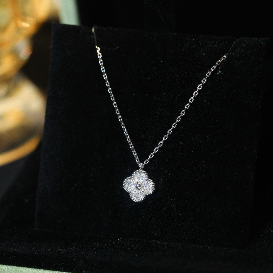 [Limara]CLOVER MINI 9.5MM PENDANT DIAMOND NECKLACE