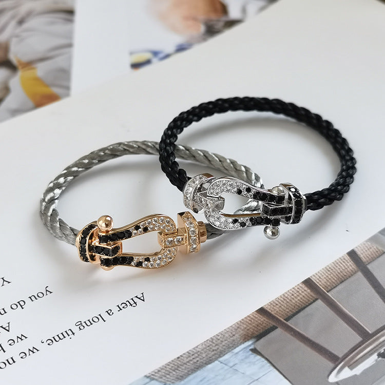 [Limara]FORCE LARGE HORSESHOE BLACK & WHITE DIAMOND BRACELET - WHITE GOLD