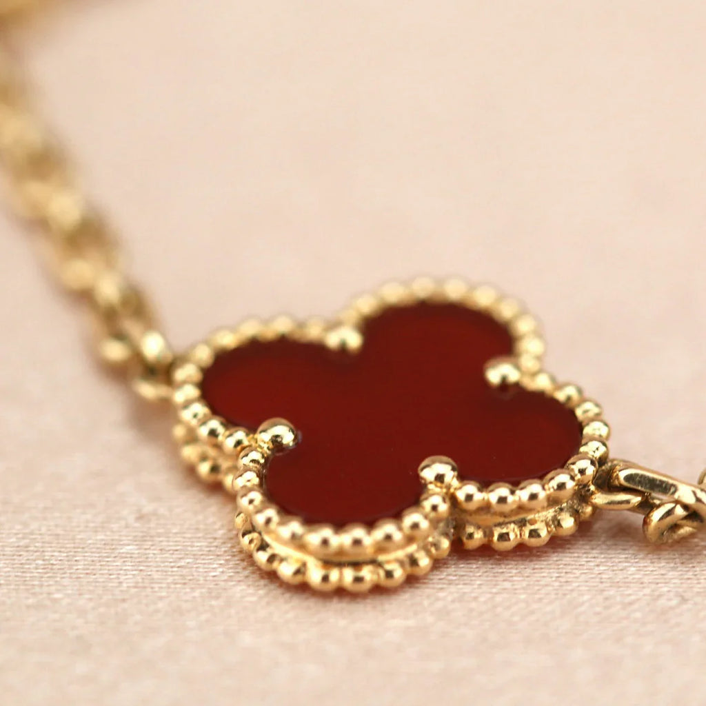 [Limara]LUCKY CLOVER 5-MOTIF-ARMBAND – KOLLEKTION ROTER KARNEOL