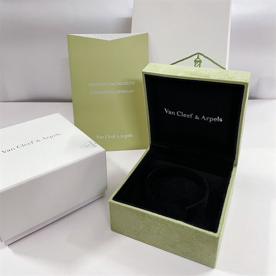 [Limara]CLOVER BRAND JEWELRY BOX