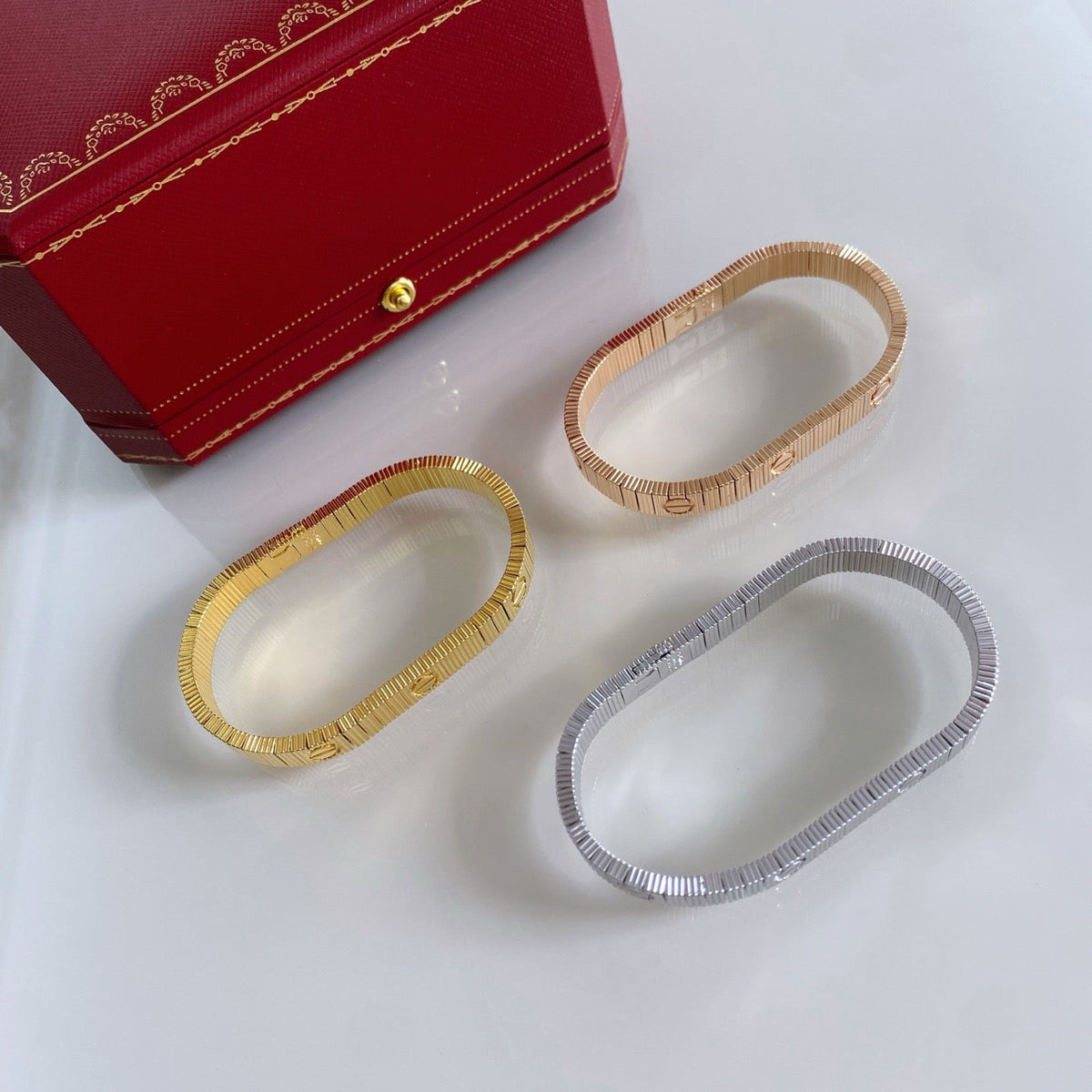 [Limara] LOVE UNLIMITED BRACELET