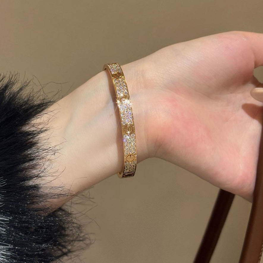 [Limara] LOVE BRACELET 6.1MM DIAMOND-PAVED