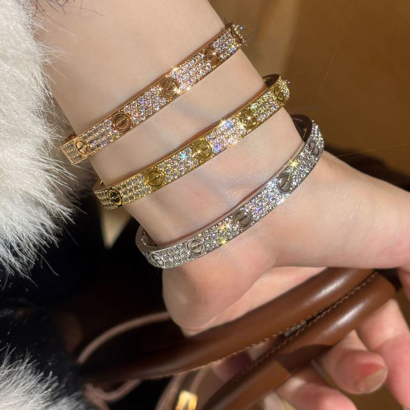 [Limara] LOVE BRACELET 6.1MM DIAMOND-PAVED