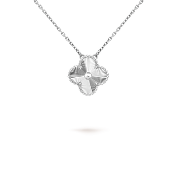 [Limara]CLOVER 15MM LASER NECKLACE SILVER