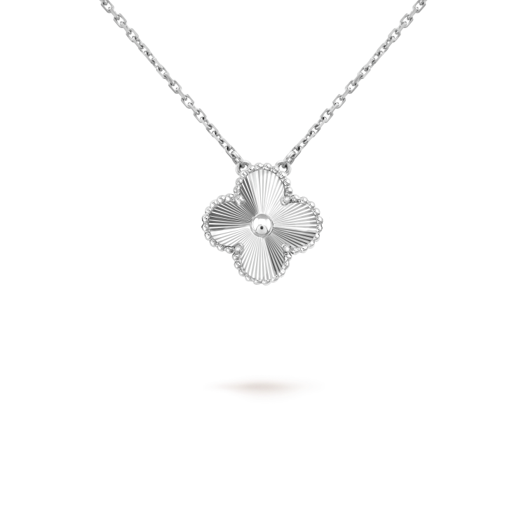 [Limara]15MM CLOVER FLOWER PENDANT NECKLACE WHITE GOLD COLLECTION
