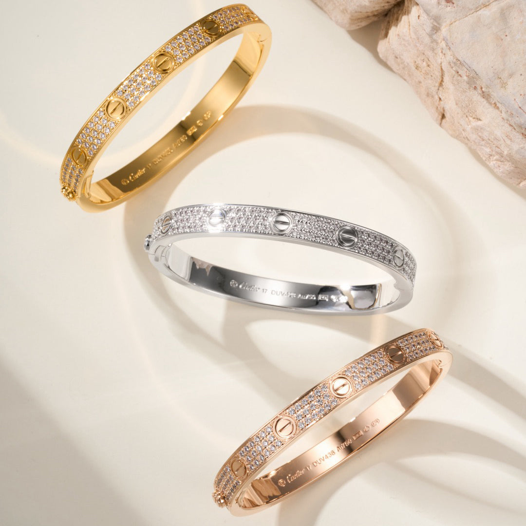 [Limara] LOVE BRACELET 6.1MM DIAMOND-PAVED