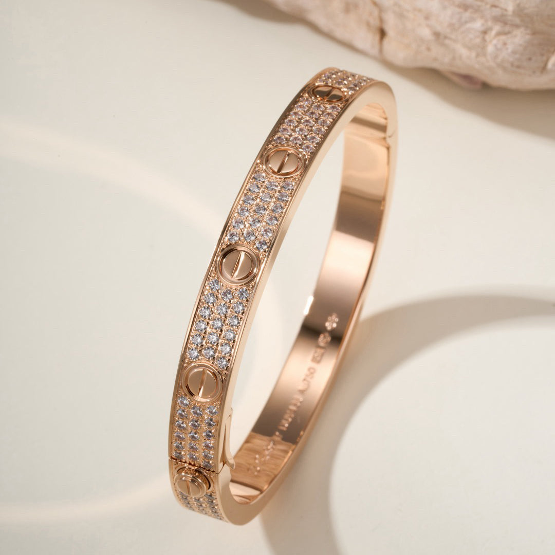 [Limara] LOVE BRACELET 6.1MM DIAMOND-PAVED