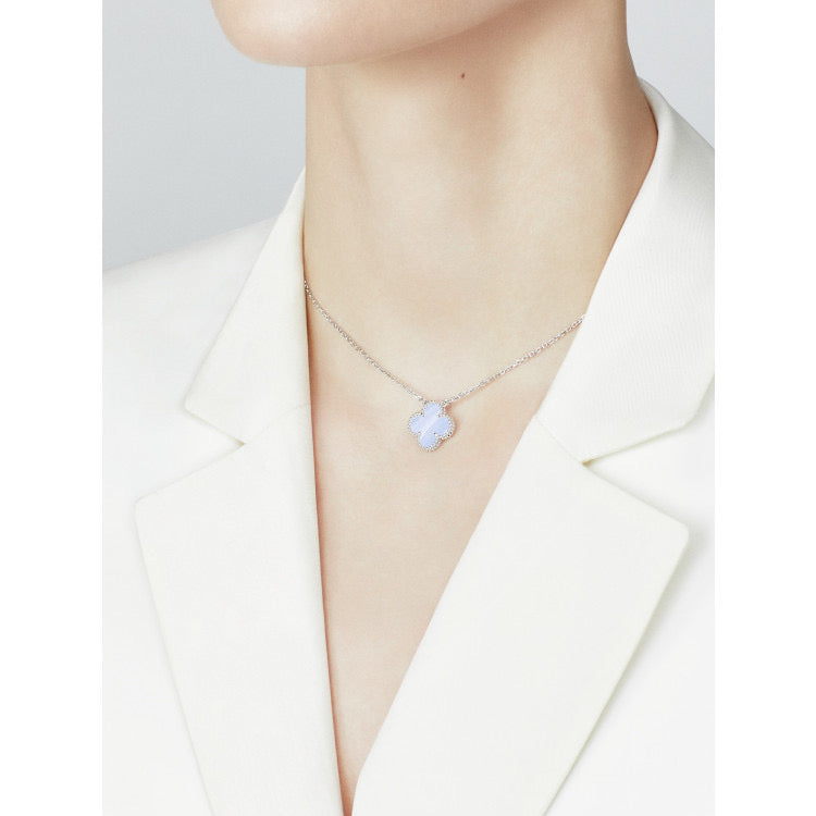 [Limara]CLOVER 15MM BLUE CHALCEDONY NECKLACE SILVER