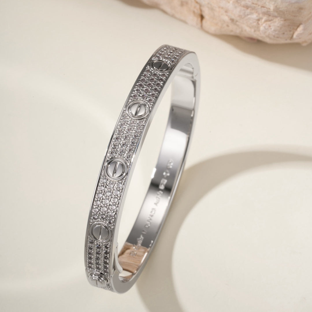 [Limara] LOVE BRACELET 6.1MM DIAMOND-PAVED