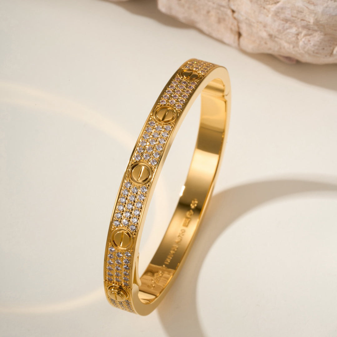 [Limara] LOVE BRACELET 6.1MM DIAMOND-PAVED