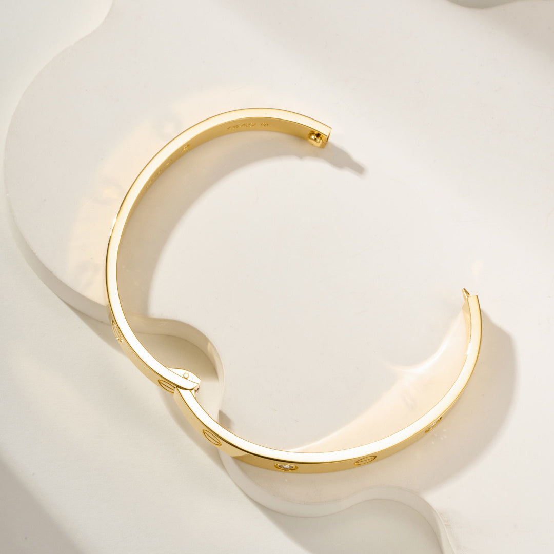 [Limara] LOVE BRACELET 6.1MM 4 DIAMONDS