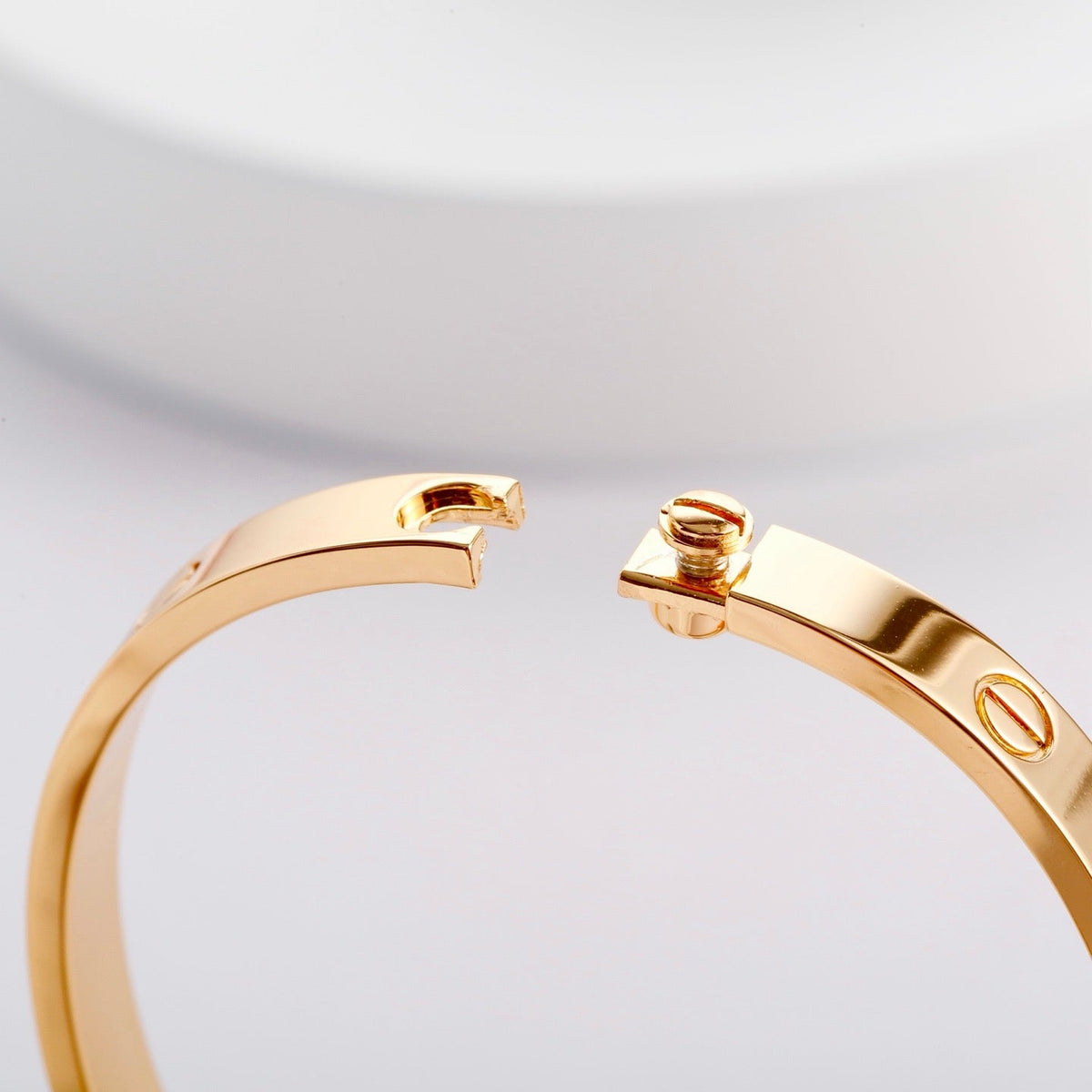 [Limara] LOVE BRACELET 6.1MM NO DIAMONDS