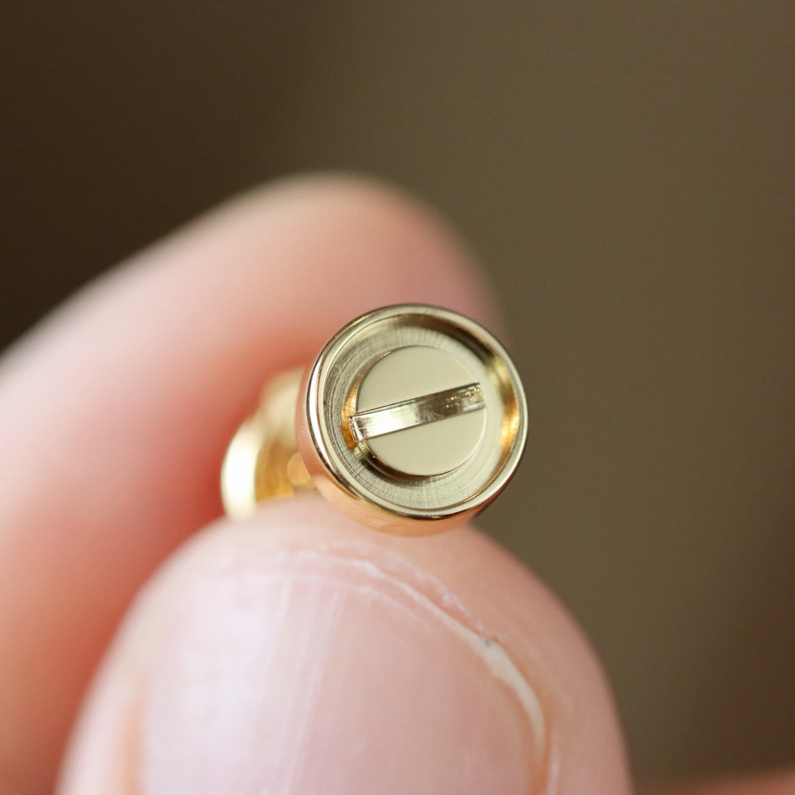 [Limara] LOVE EARRINGS 7.2MM