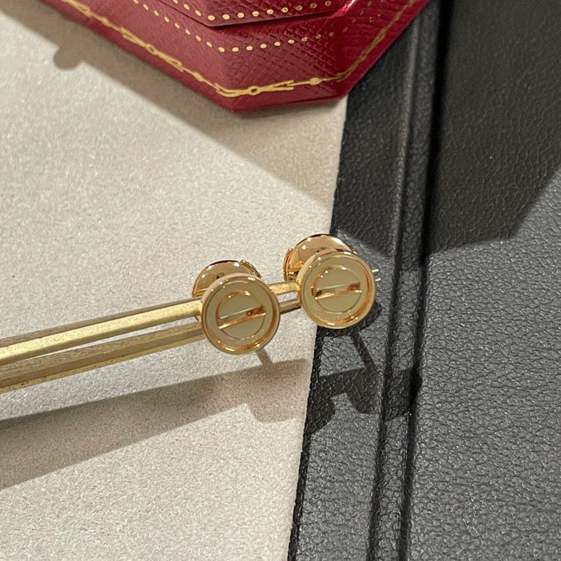 [Limara] LOVE EARRINGS 7.2MM