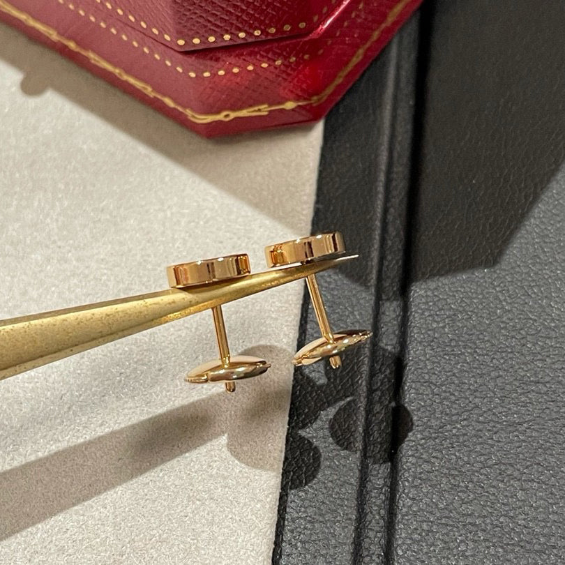 [Limara] LOVE EARRINGS 7.2MM