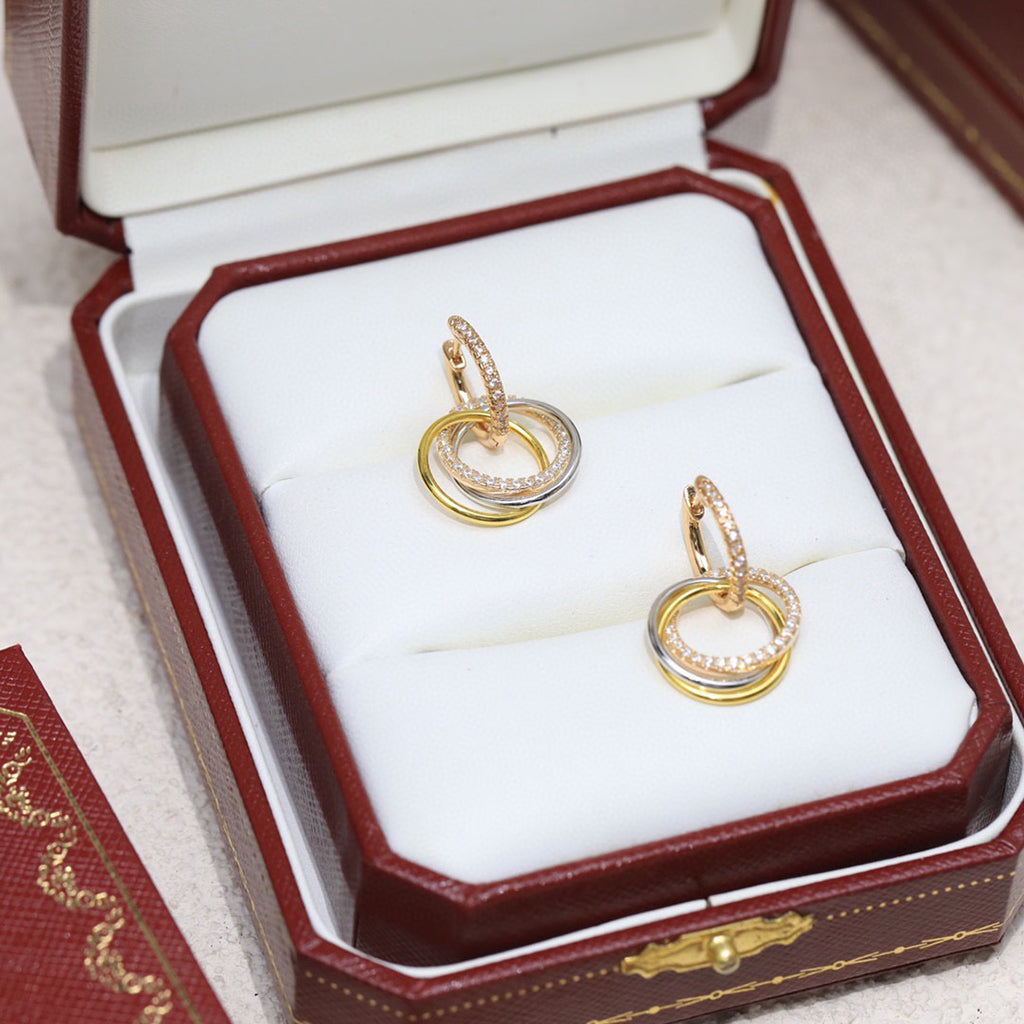 [Limara] TRINITY HALF DIAMOND  EARRINGS