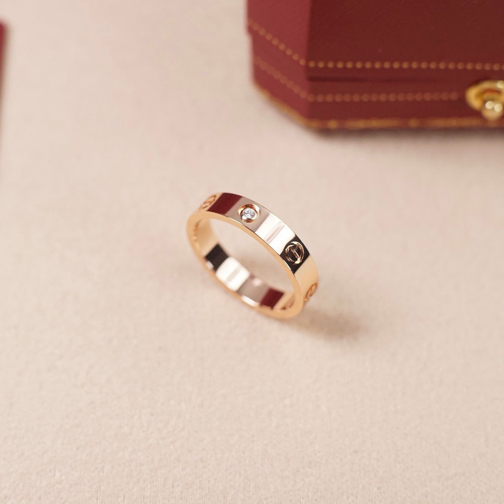 [Limara] LOVE 4MM 1 DIAMOND RING