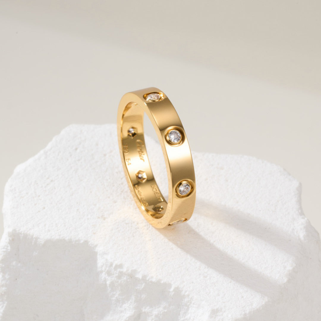[Limara] LOVE 4MM 8 DIAMOND RING