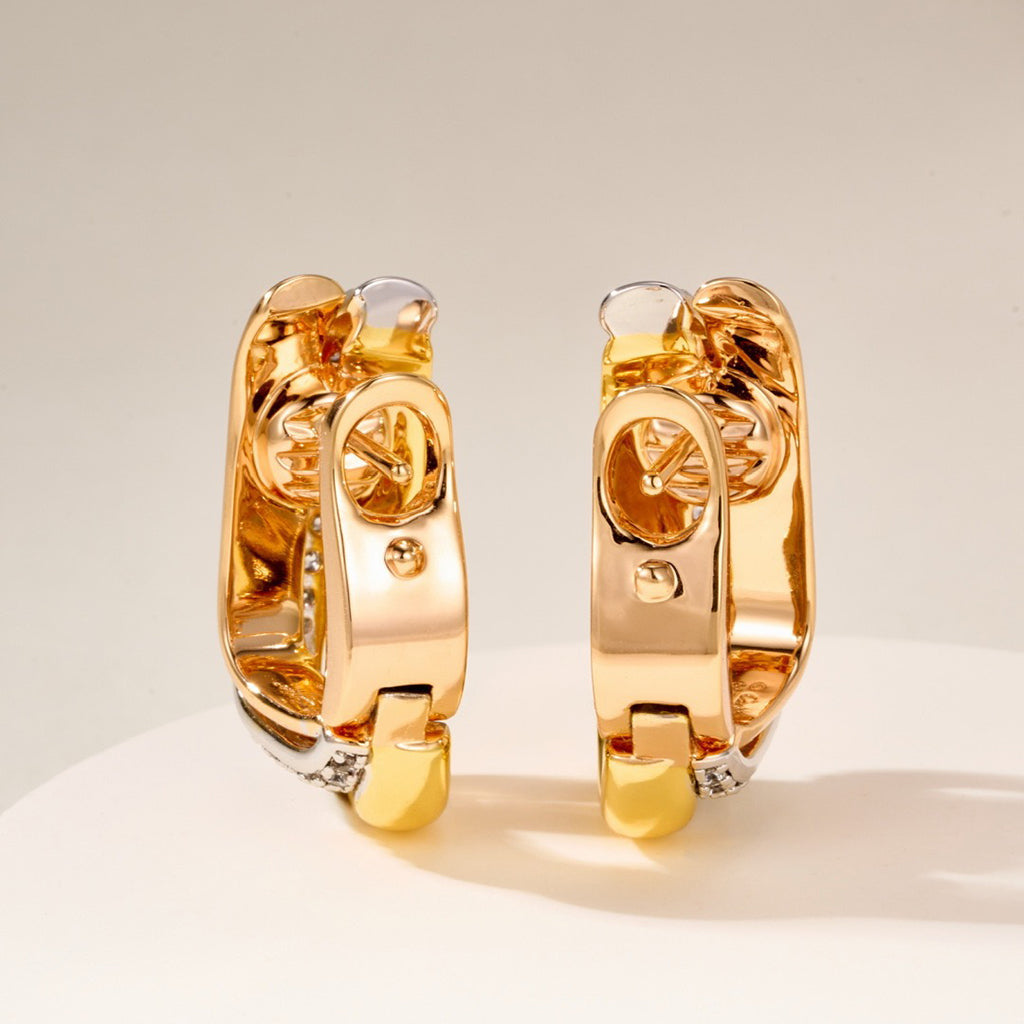 [Limara] TRINITY HALF DIAMOND  CUSHION EARRINGS