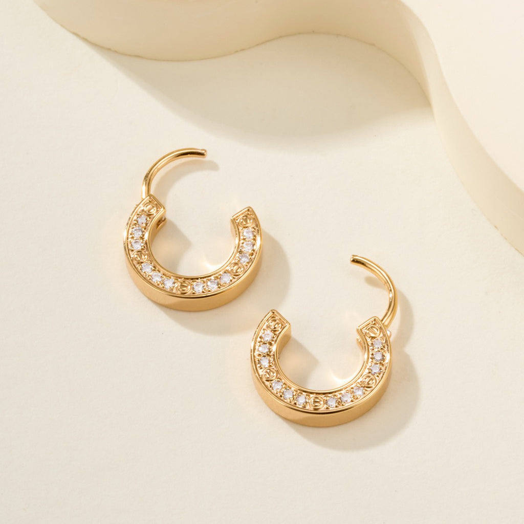 [Limara] LOVE DIAMOND EARRINGS