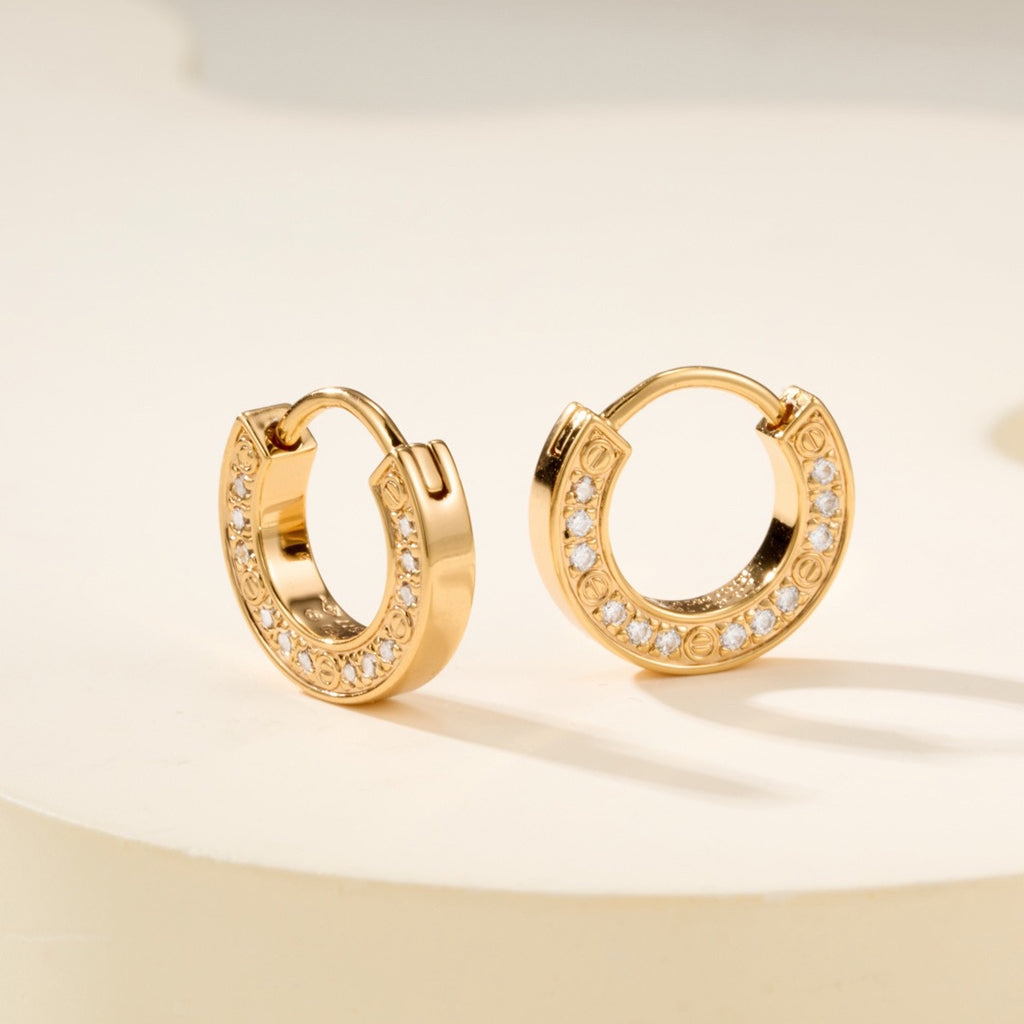 [Limara] LOVE DIAMOND EARRINGS