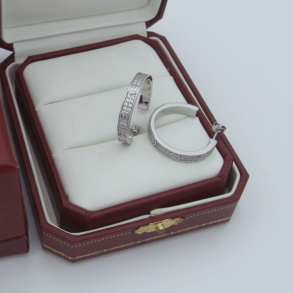 [Limara] LOVE EARRINGS 3.6MM DIAMOND PAVED