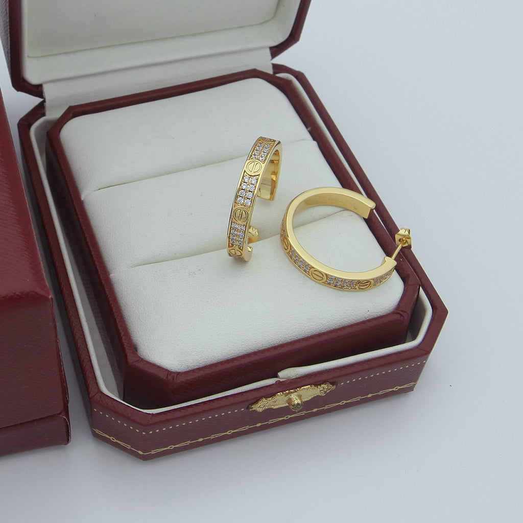[Limara] LOVE EARRINGS 3.6MM DIAMOND PAVED
