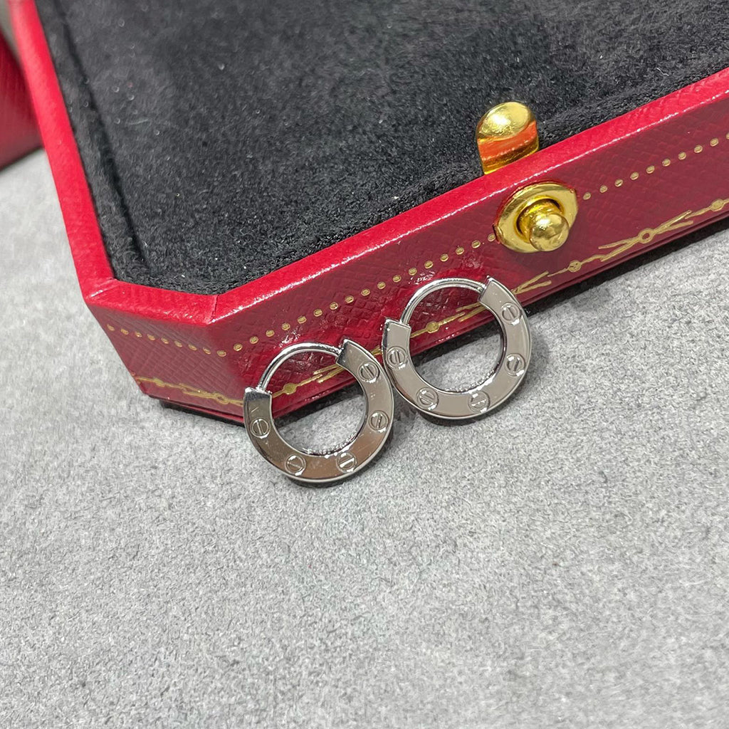 [Limara] LOVE MINI EARRINGS