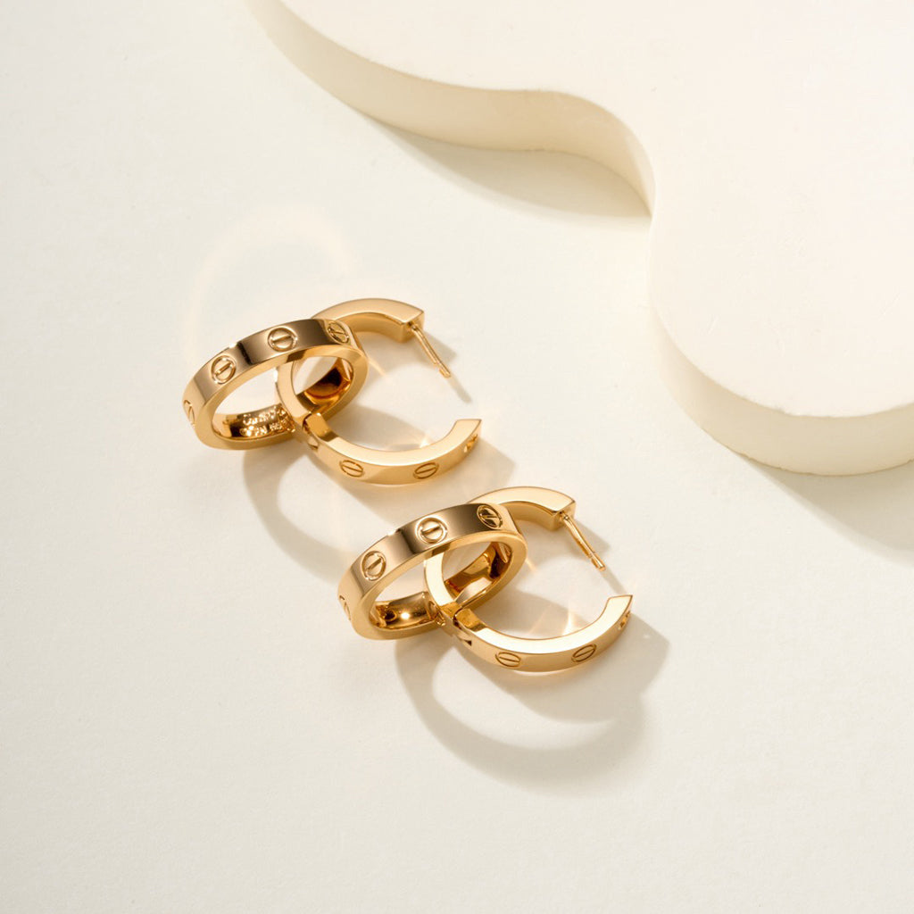 [Limara] LOVE 3.3MM DANGLE HALF DIAMOND EARRINGS