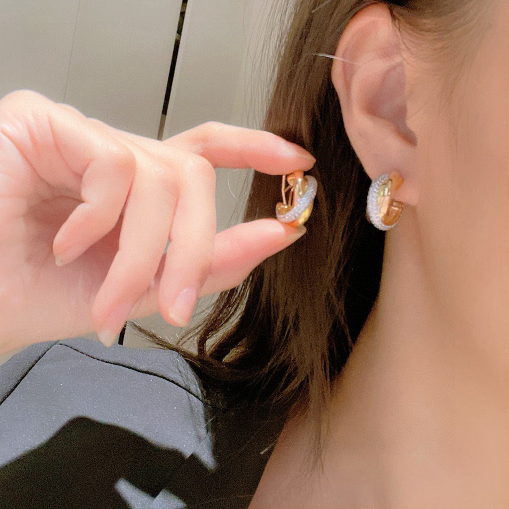[Limara] TRINITY HALF DIAMOND  CLASSIC EARRINGS