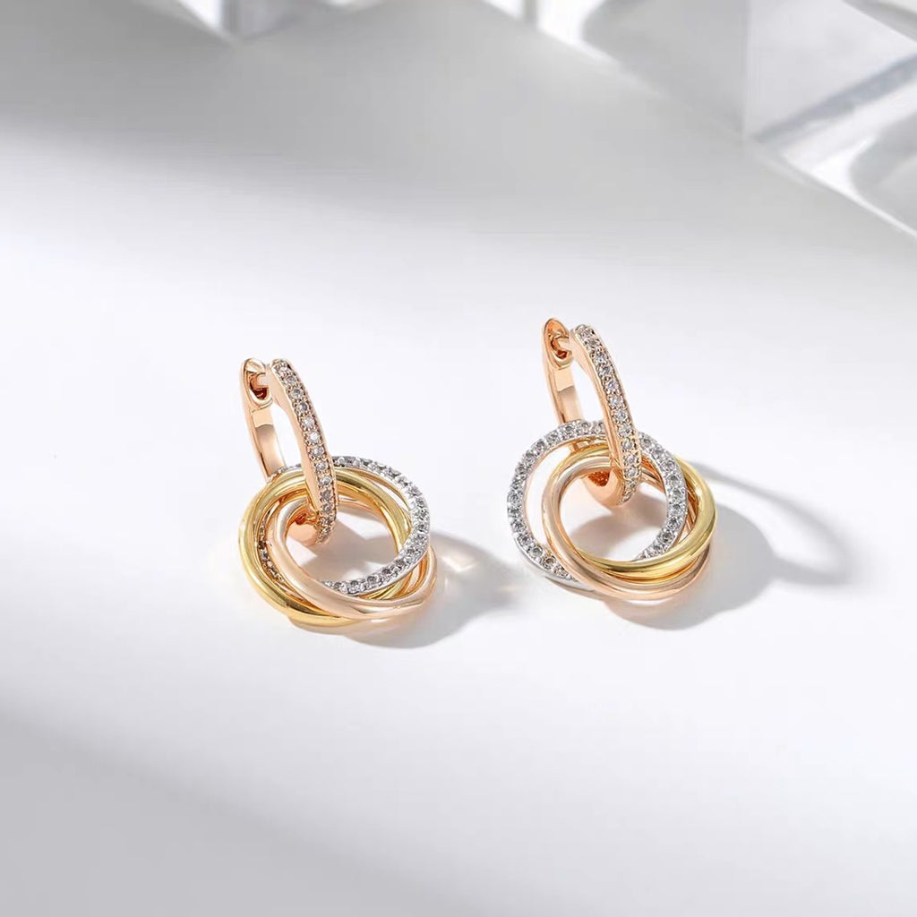 [Limara] TRINITY HALF DIAMOND  EARRINGS