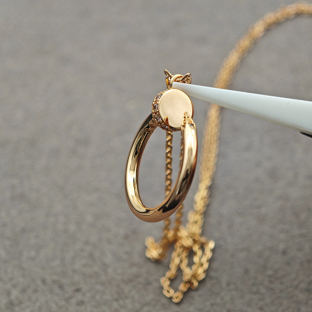 [Limara] JUSTE NECKLACE HALF DIAMOND