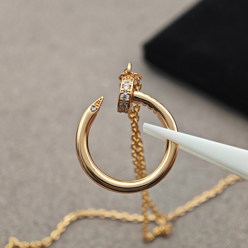 [Limara] JUSTE NECKLACE HALF DIAMOND