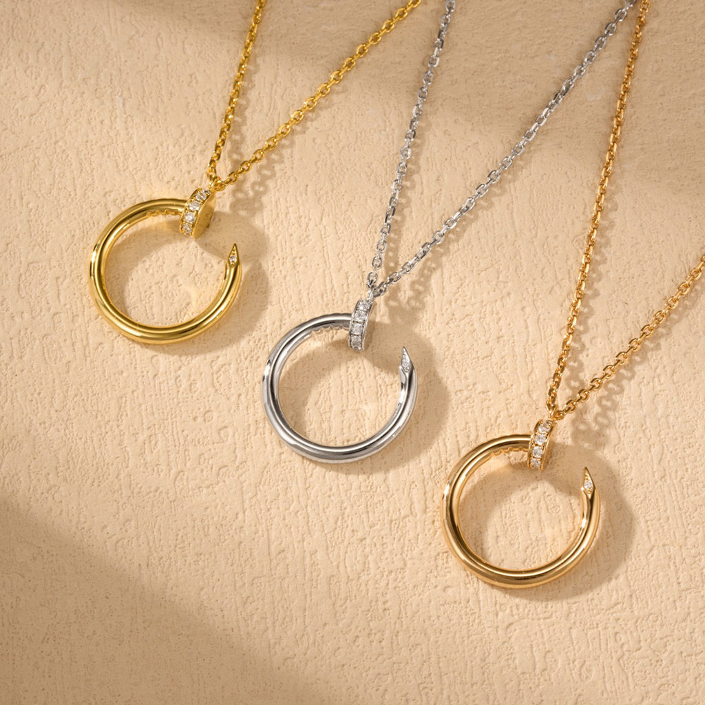 [Limara] JUSTE NECKLACE HALF DIAMOND