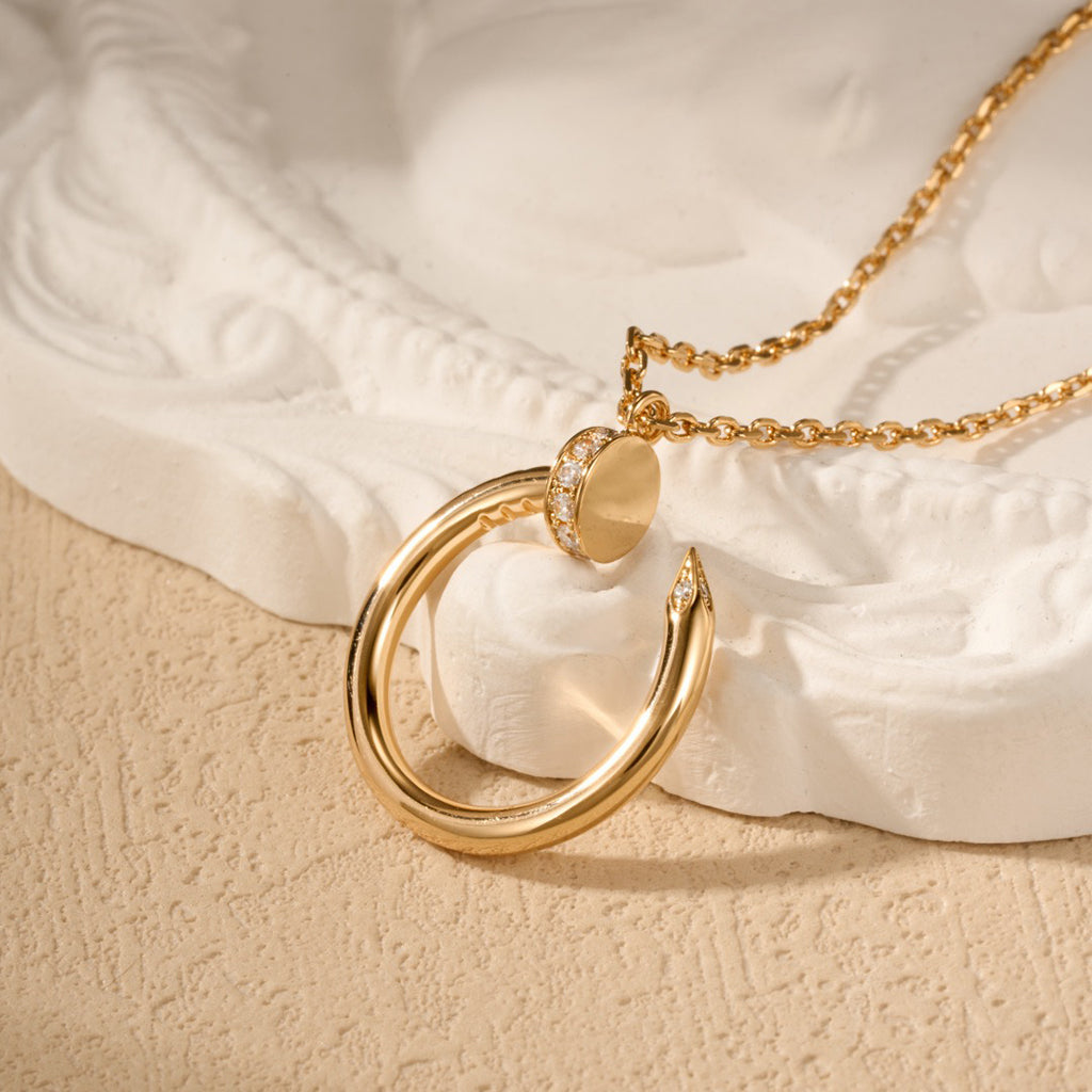 [Limara] JUSTE NECKLACE HALF DIAMOND