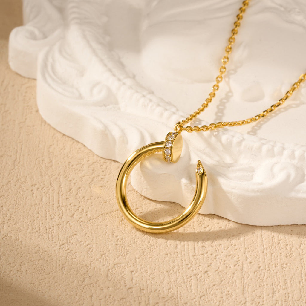 [Limara] JUSTE NECKLACE HALF DIAMOND