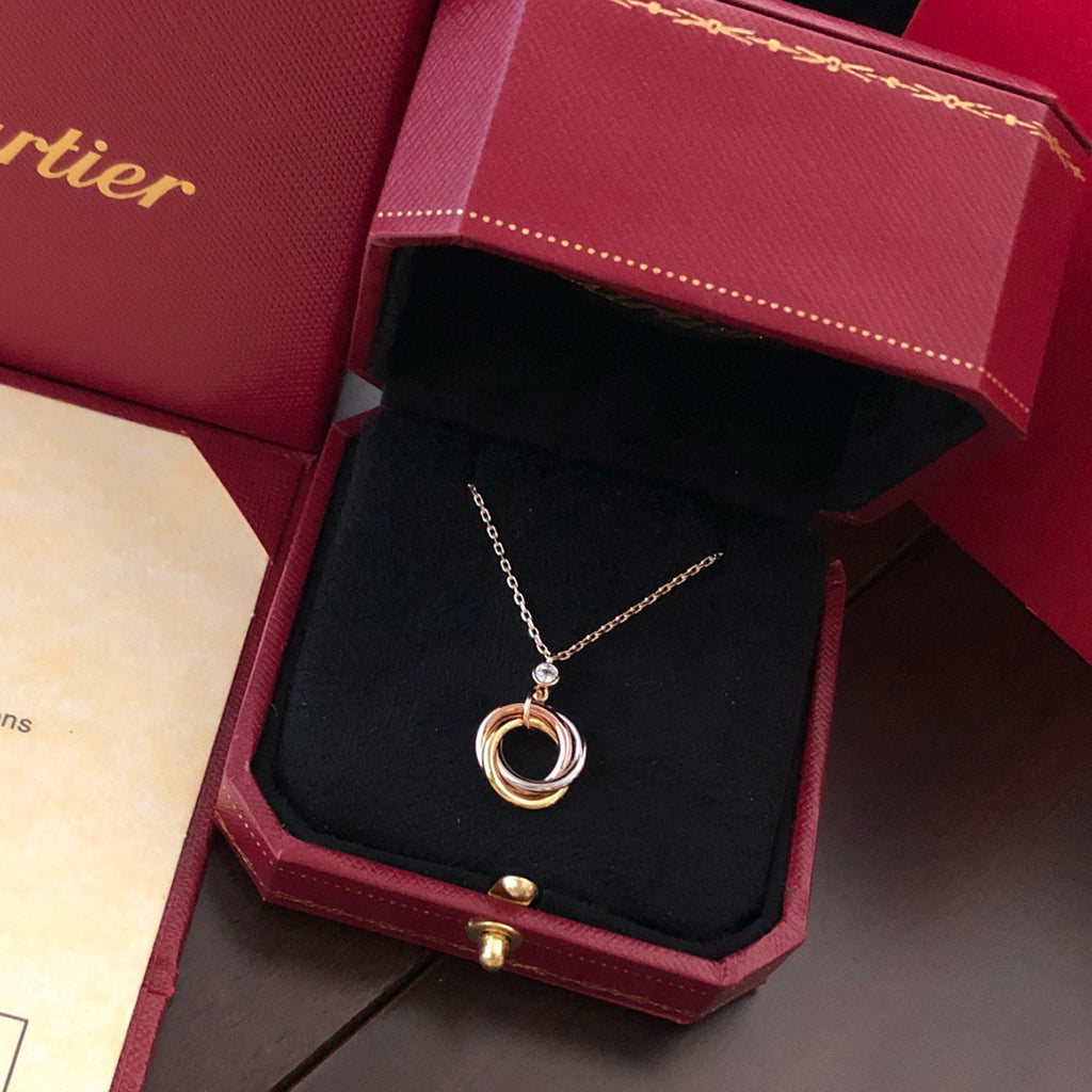 [Limara] TRINITY  NECKLACE 1 DIAMOND