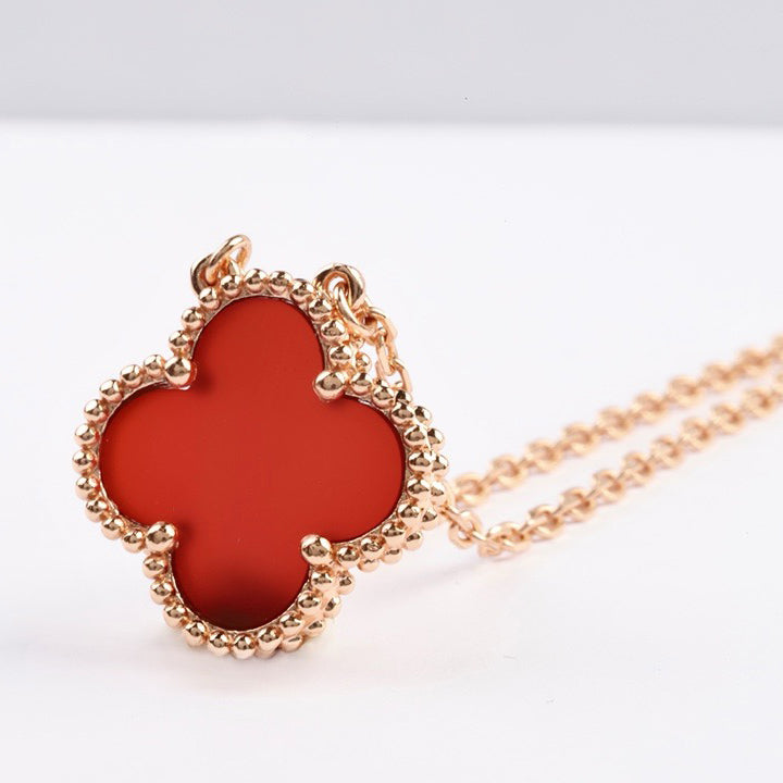[Limara]CLOVER 15MM CARNELIAN SINGLE FLOWER NECKLACE