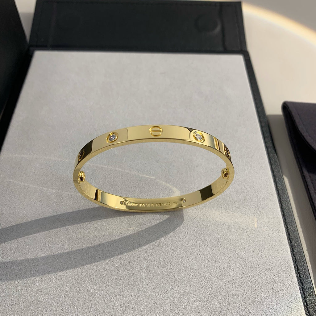 [Limara] LOVE BRACELET 6.1MM 4 DIAMONDS