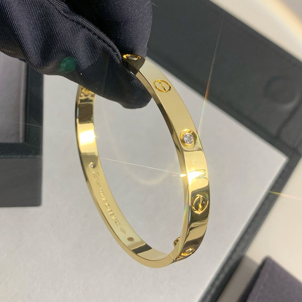 [Limara] LOVE BRACELET 6.1MM 4 DIAMONDS